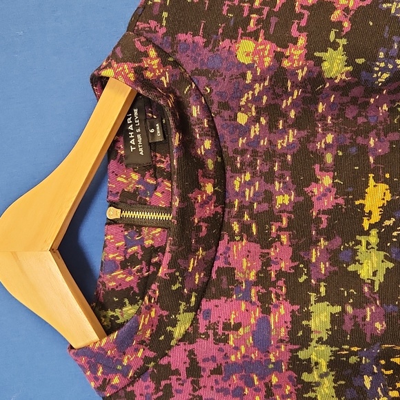 Tahari by Arthur S Levine - Picture 4 of 8